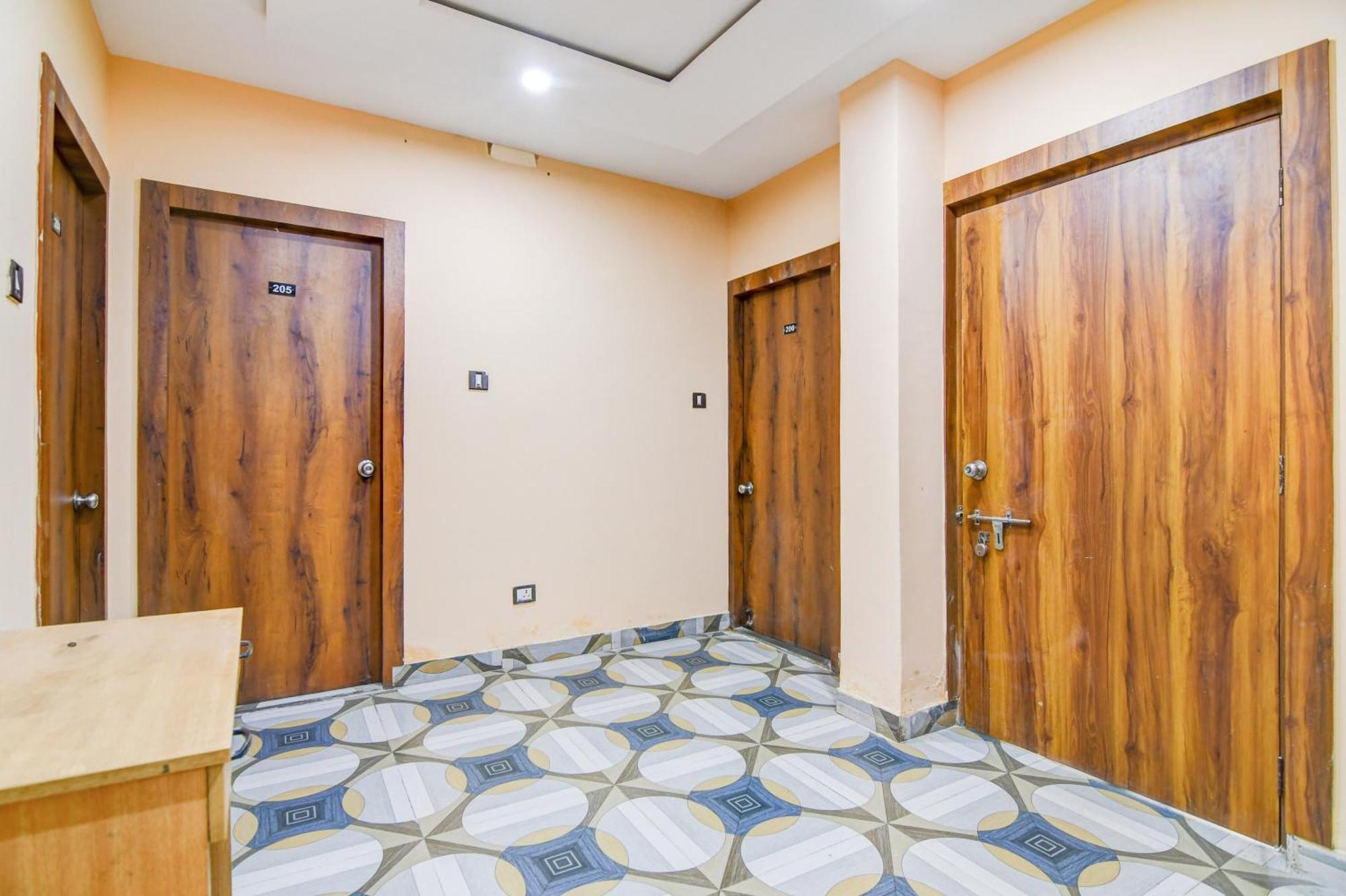 Super O Dumdum Thana Formerly Bimla Regency Hotel 3*